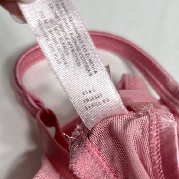 Vintage Victoria’s Secret Sheer Mesh Pale Pink Size 36C Y2K - Picture 5 of 5